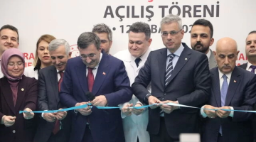 Sağlık Bakanı ve Cumhurbaşkanı Yardımcısı açılışta bir araya geldi: Kahramanmaraş Devlet Hastanesi hizmete girdi