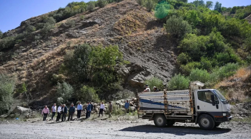 Kayalık alandan düşen 334 küçükbaş hayvan telef oldu